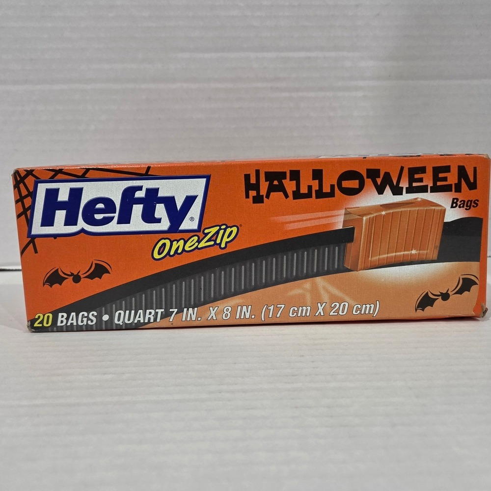 Hefty OneZip Halloween Bags 20 Count Quart Slider Storage Trick or Treat Haunted